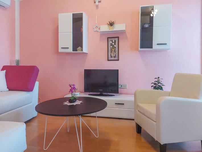 Ferienwohnung für 6 Personen, mit Terrasse und Garten in Peroj - 3