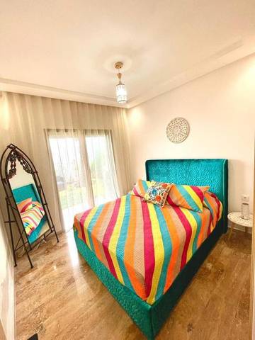 Gîte pour 6 personnes, avec jardin ainsi que bassin pour enfant et piscine dans Sidi Rahal