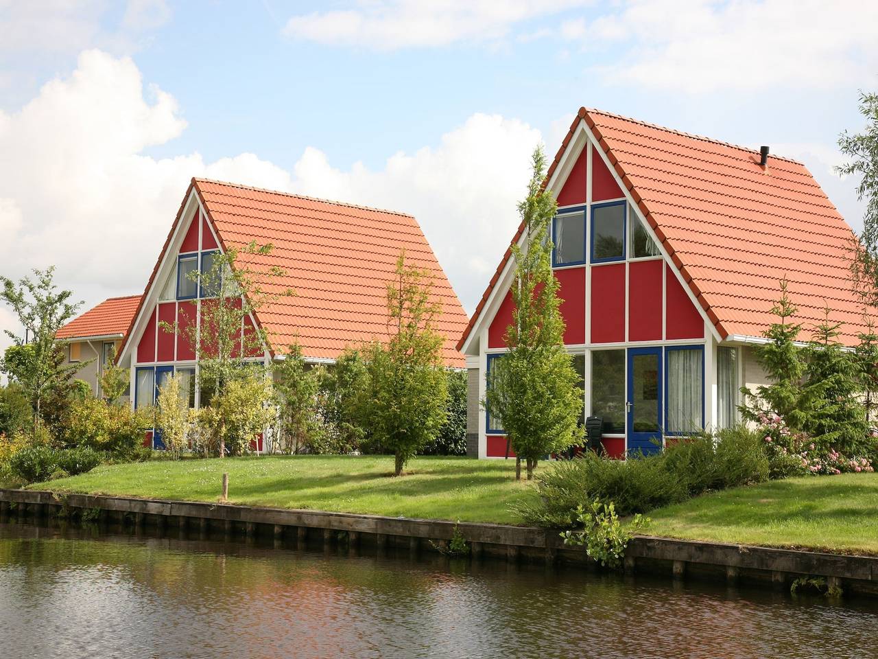 Charming Villa on the Lake in Slochteren, Groningen und Umgebung