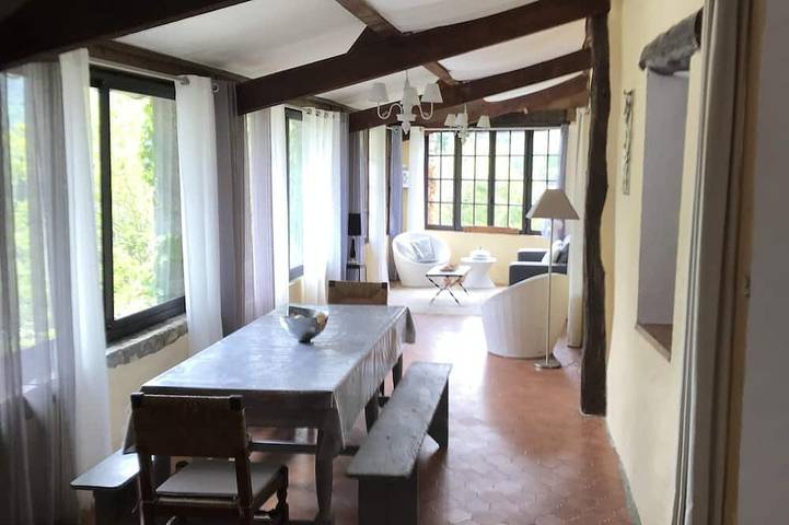 Gîte pour 11 personnes, avec jardin et piscine à Saint-André-de-Cruzières - 2