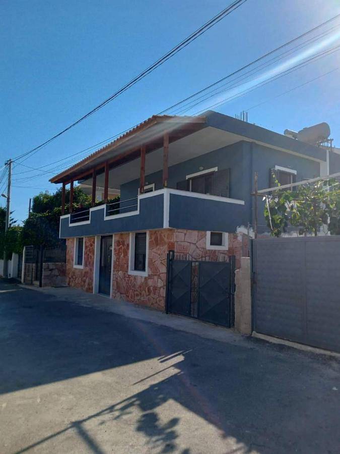 Apartament wakacyjny dla 7 osób, z taras i ogród, zwierzęta dozwolone w Ksamil