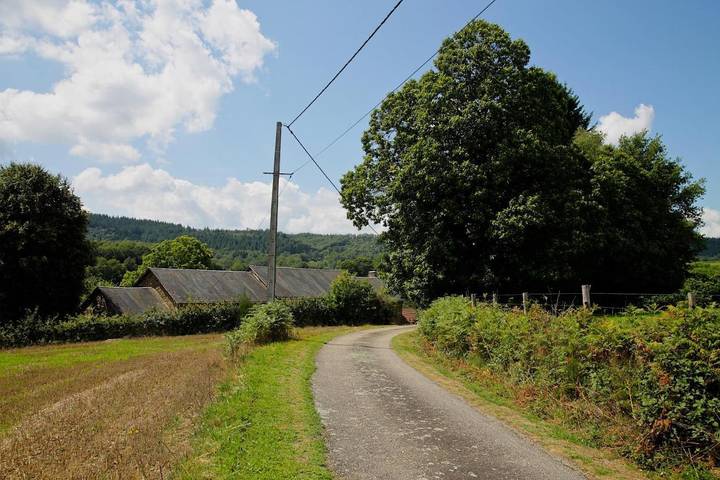 Location de vacances pour 4 personnes, avec jardin et vue, animaux acceptés à Sussac - 4