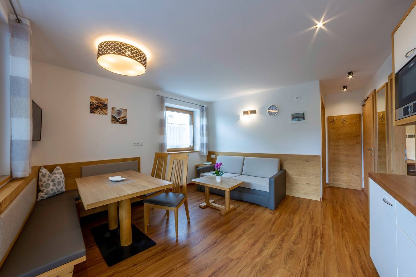 Ganze Wohnung, Ferienwohnung "Hahndl" mit Bergblick, Wlan, Garten & Balkon in Stubaier Alpen, St. Leonhard in Passeier