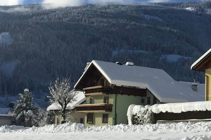 Ferienwohnung für 4 Personen, mit Balkon und Garten in Afritz am See