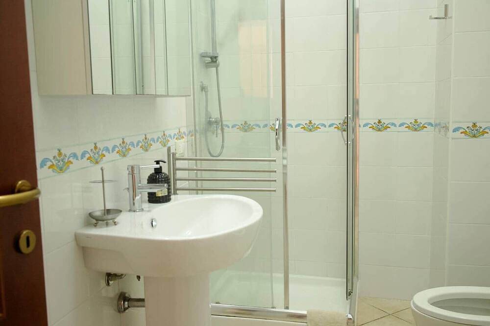 Ganze Wohnung, Sardinian Gallery Prenda 15 in Bosa, Planargia