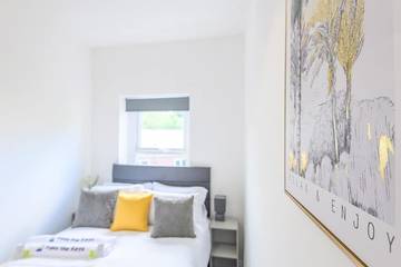 Glamping for 9 People in Leeds, West Yorkshire, Photo 2