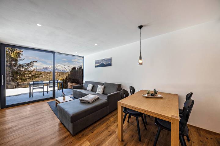 Ganze Wohnung, Ferienwohnung 'Laugen Residenze Moritz' in der Nähe von Meran mit Bergblick und Garten in Hafling Oberdorf, Hafling