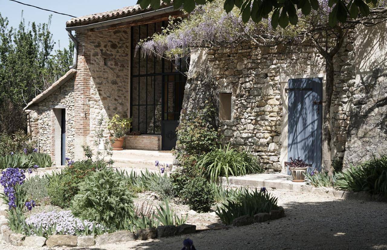 Large Double or Twin Room in Pont-de-Barret, Région de nyons
