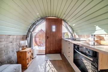Glamping for 2 People in Minster-on-Sea, Kent, Photo 2