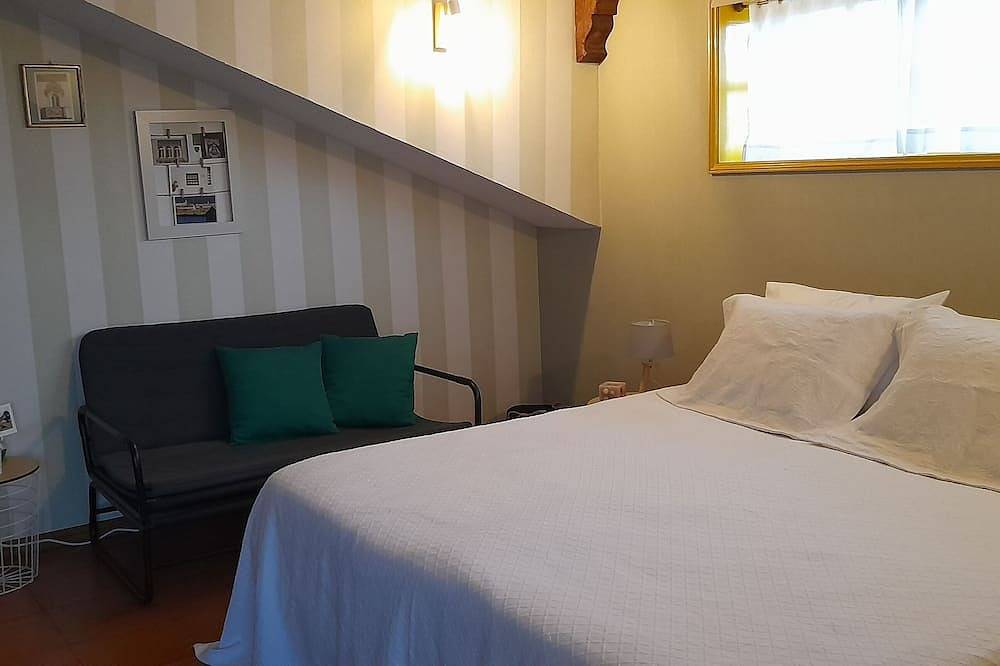 Casa Amarela 10 m from the beach in Esmoriz, Aveiro Distrikt