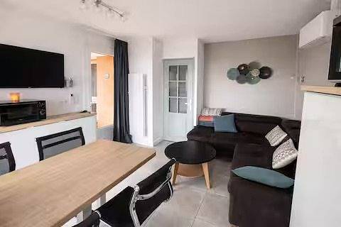 Ganze Ferienwohnung, Ferienwohnung für 4 Personen mit Pool in Les Issambres, Roquebrune-sur-Argens