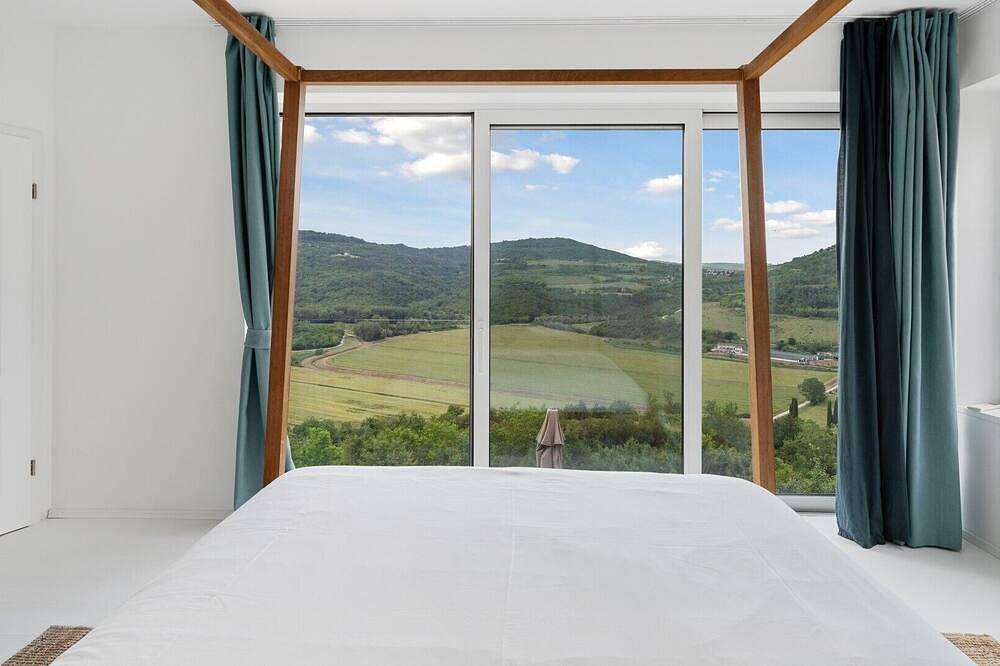 Spektakuläre Villa Majestic Eye mit Infinity-Pool in Motovun, Općina Motovun
