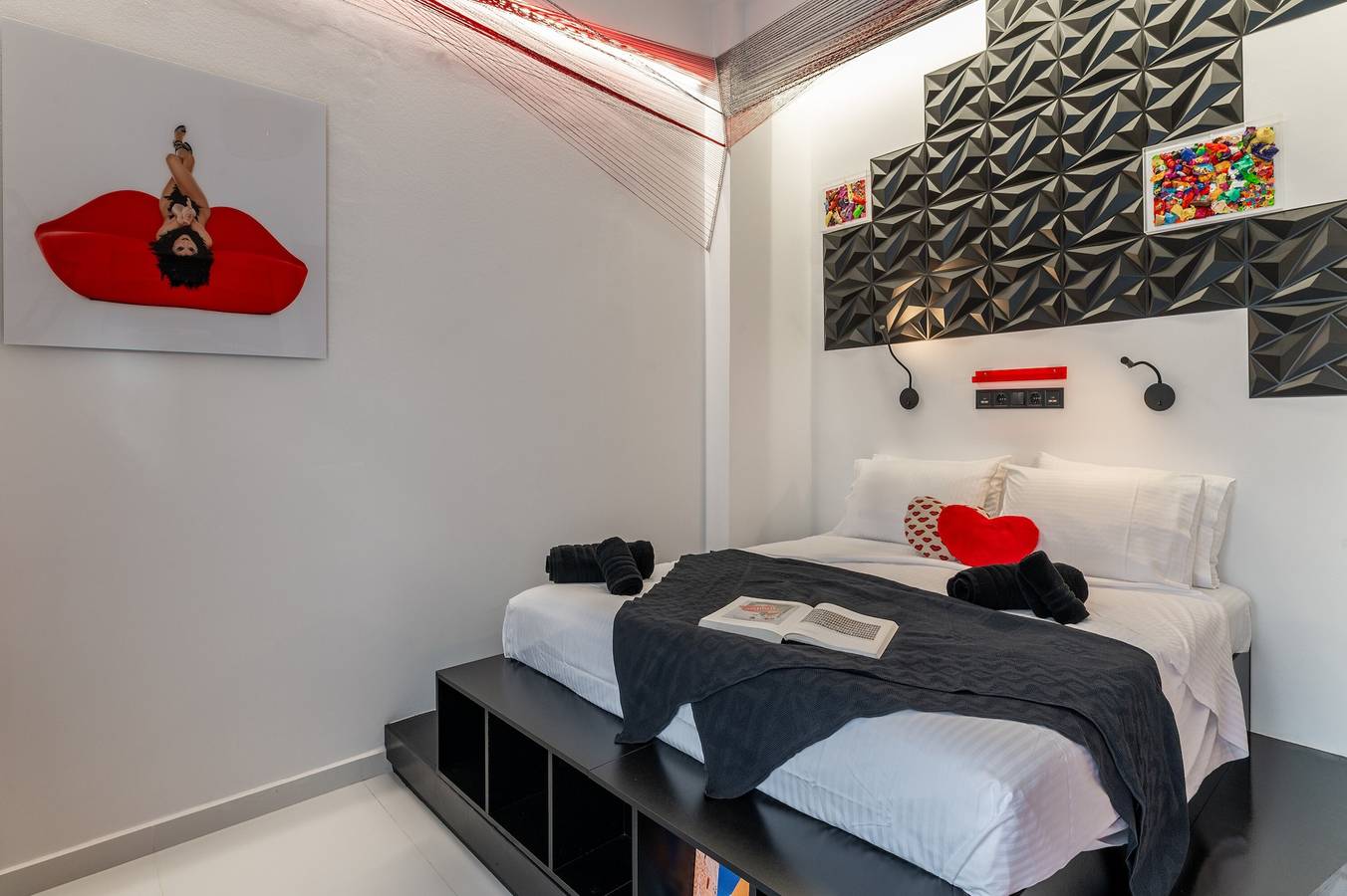 Ganze Wohnung, Apartment „Pop Loft Gallery“ mit Meerblick, Wlan und Klimaanlage in Ermoupoli, Syros