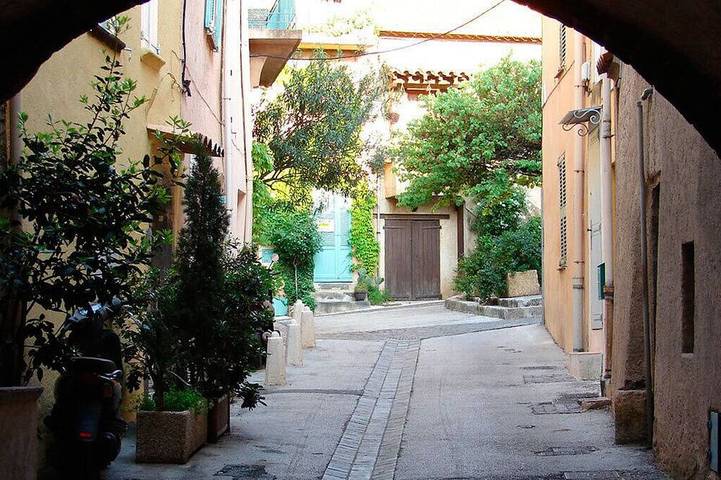 Ferienhaus für 7 Personen, mit Garten, mit Haustier in Cogolin