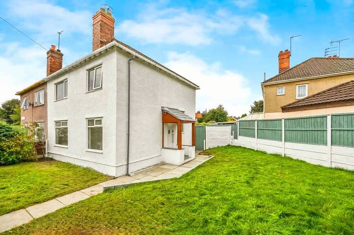 Glamping for 6 people, with garden in Liverpool