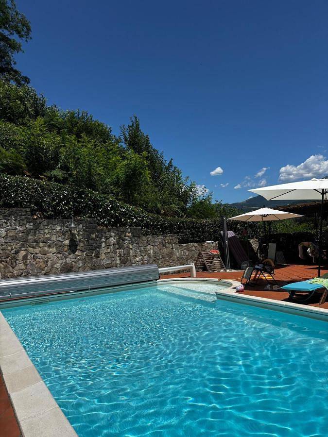 Location de vacances pour 5 personnes, avec terrasse ainsi que vue et piscine, animaux acceptés à Mulazzo - 4