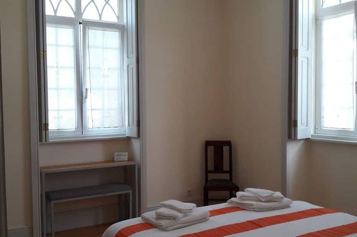 Location de vacances pour 6 personnes, avec jardin et jacuzzi à Estarreja - 4