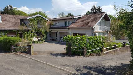 Gîte pour 9 personnes, avec jardin et balcon à Froideterre