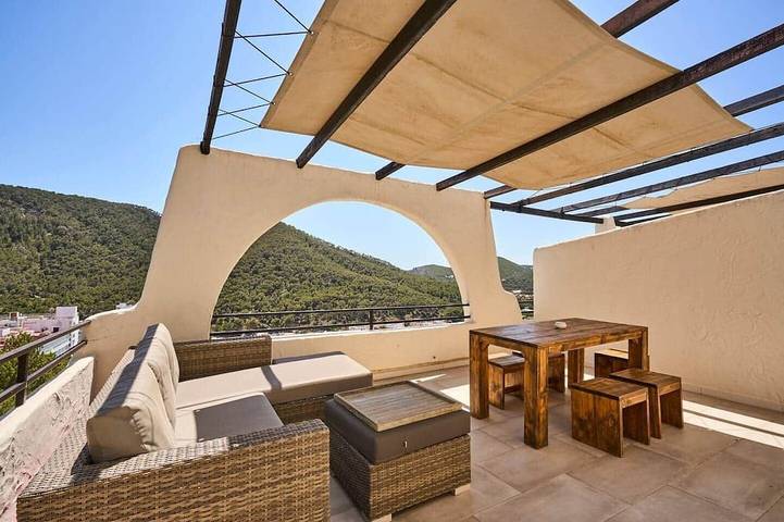 Ferienwohnung für 2 Personen, mit Pool und Balkon - 1