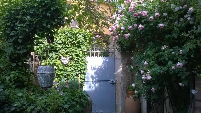 Gîte pour 4 personnes, avec vue et jardin à Tavernes - 4