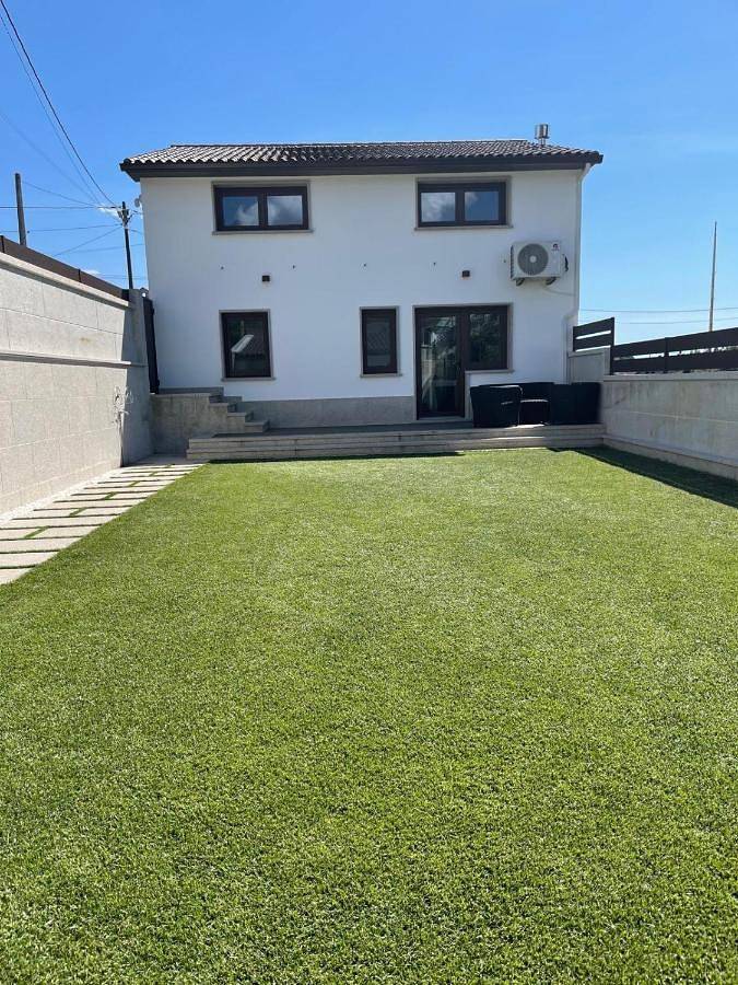 Casa de vacaciones para 8 personas, con vistas y jardín - 1