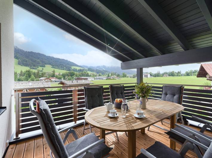 Ferienwohnung für 6 Personen, mit Balkon und Garten