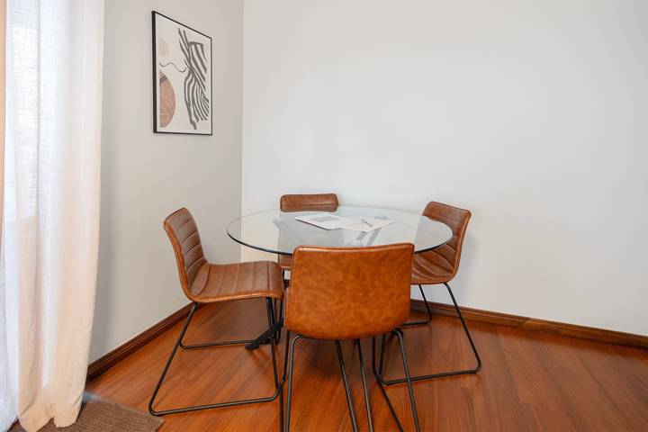 Apartamento entero, Apartamento 'Casa 84' con vistas al mar, terraza privada y Wi-Fi in Isla de San Miguel, Ponta Delgada
