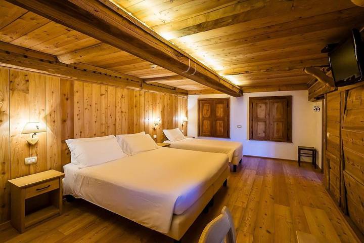 Location de vacances pour 2 personnes, avec vue et terrasse à Riva Valdobbia - 2