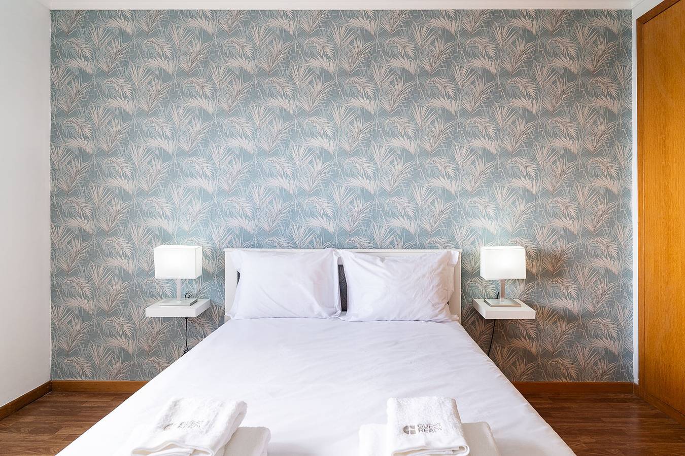 Ganze Wohnung, Ferienwohnung für 4 Personen mit Balkon in Reis Magos, Caniço