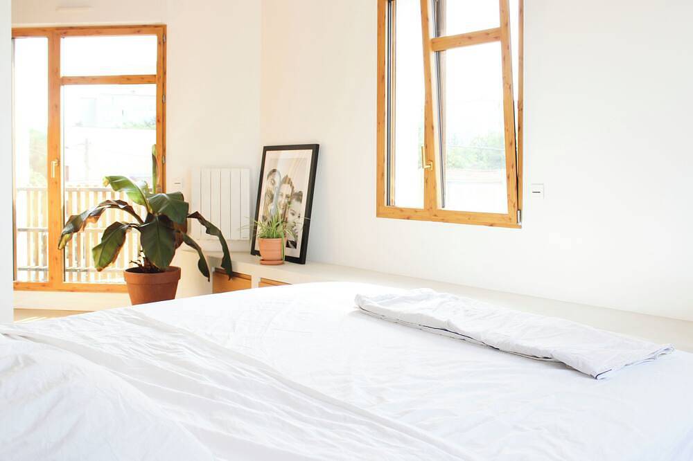 Entire apartment, Designer apartment with large terrace in Montreuil, Seine-Saint-Denis