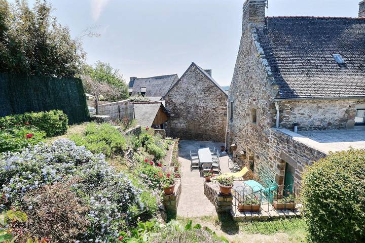 Gîte pour 8 personnes, avec jardin à Saint-Suliac - 4