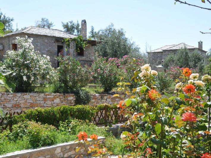 Bungalow für 2 Personen, mit Terrasse und Garten sowie Seeblick auf Thassos