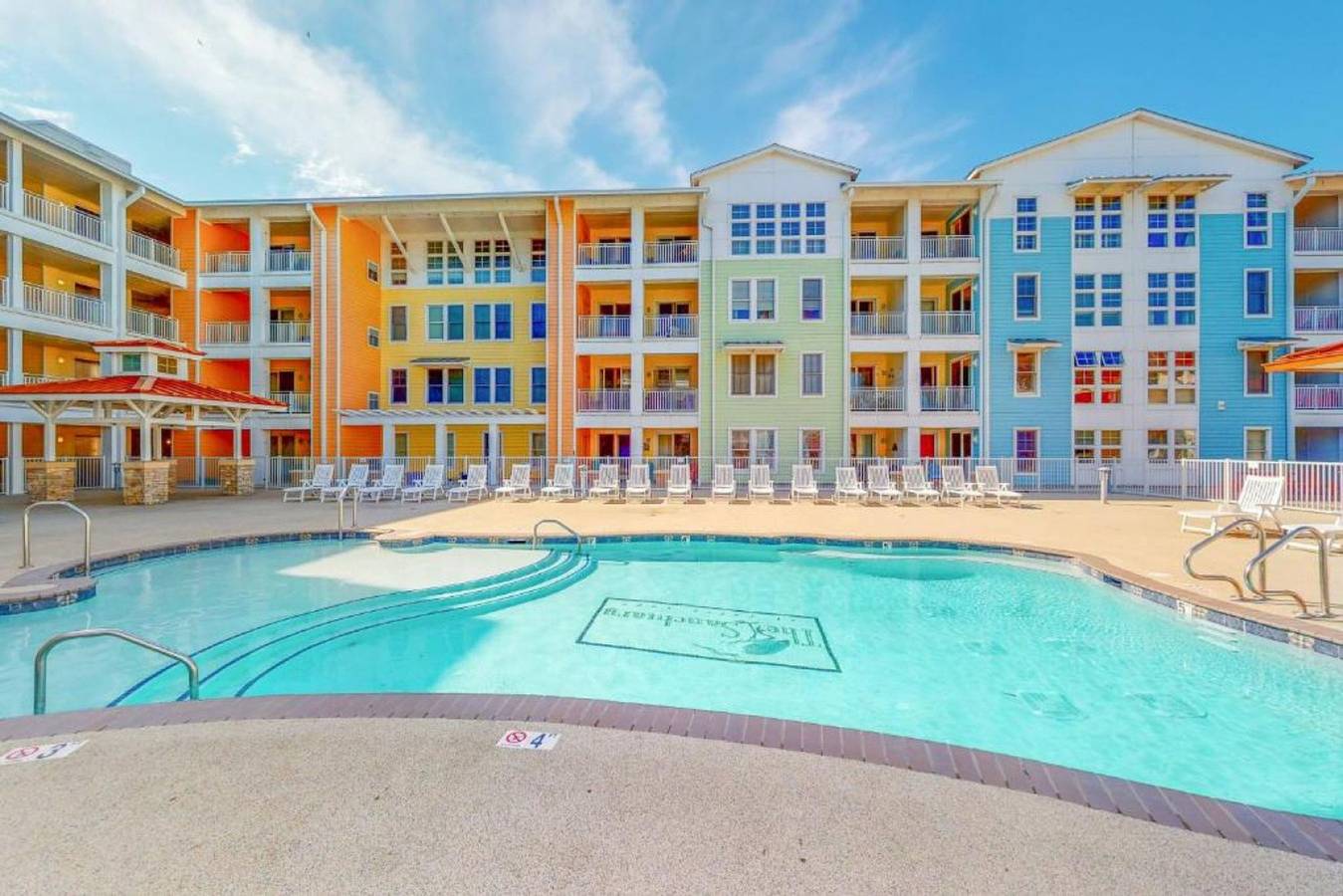 Geheel appartement, New Updated! Oceanfront Sanctuary, Sand and Sea 225a in Sandbridge Beach, Sandbridge