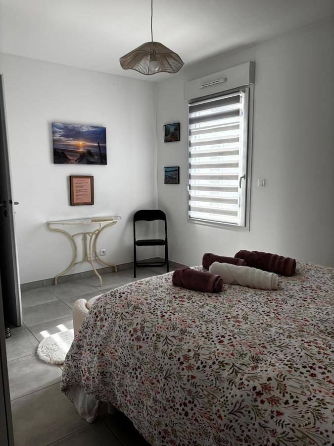 Location de vacances pour 2 personnes, avec terrasse et jardin à Saint-Georges-des-Coteaux - 3