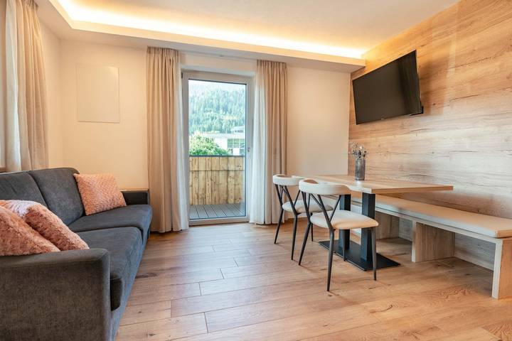 Ferienwohnung für 4 Personen, mit Balkon und Ausblick - 1