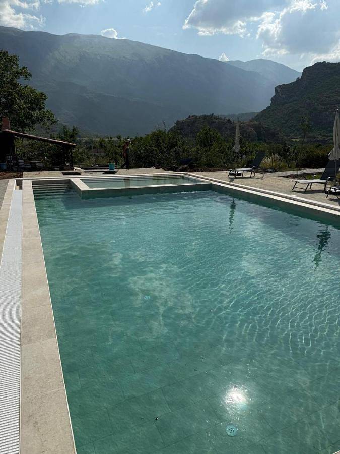 Cottage pour 2 personnes, avec jardin ainsi que vue et piscine