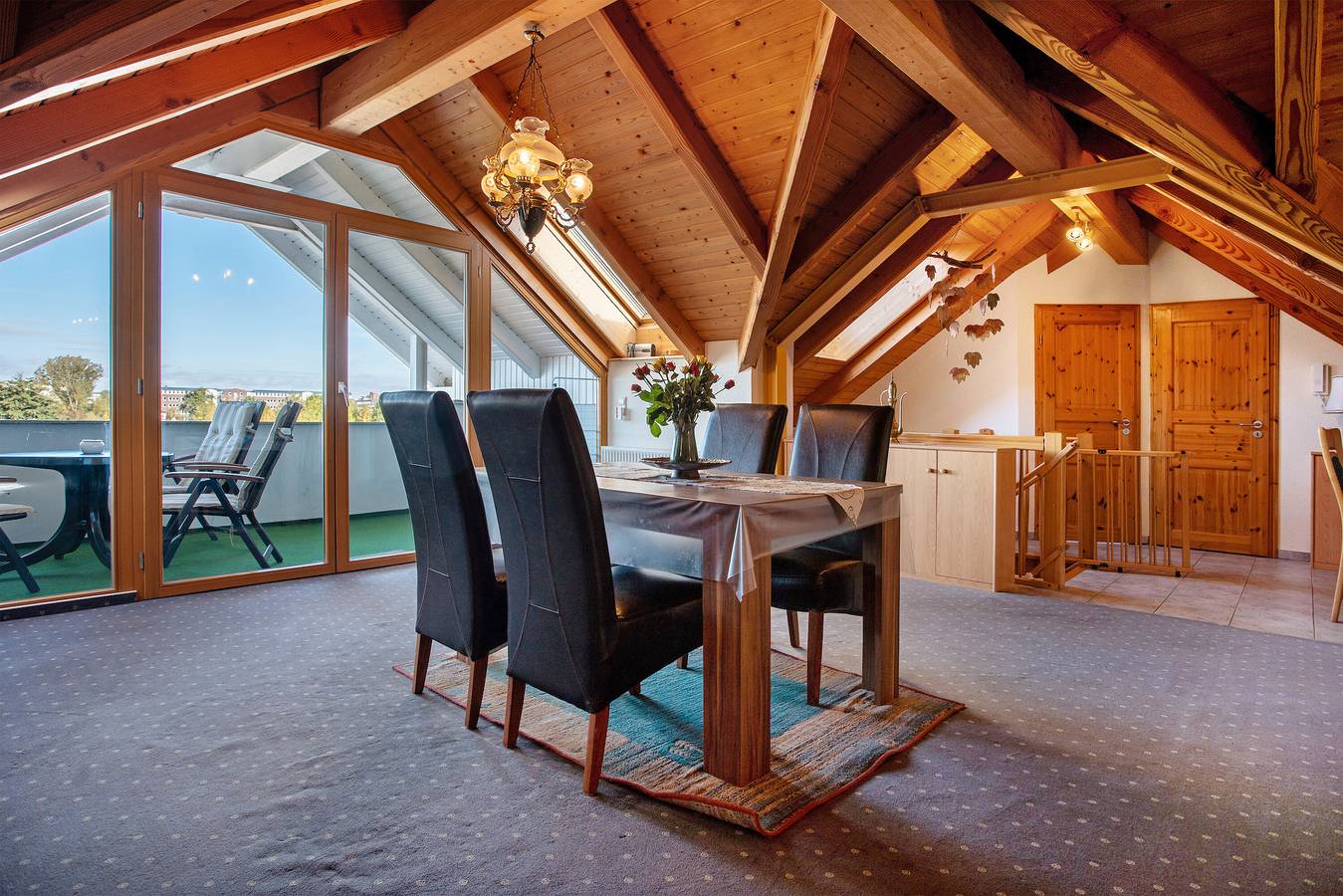 Appartement entier, Appartement 'Villa Zwick An Der Kietzbrücke' avec vue sur le lac, jardin commun et Wi-Fi in Waren, Lac Müritz