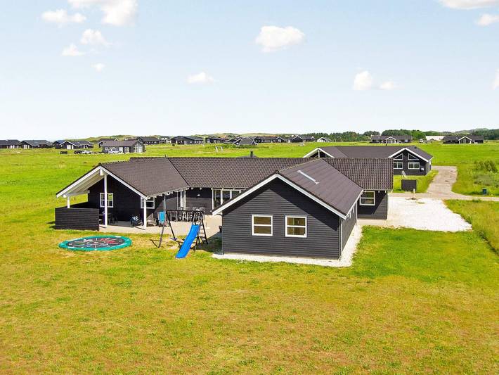 Ferienhaus für 20 Personen, mit Whirlpool und Terrasse sowie Pool und Sauna in Nr. Lyngby - 4