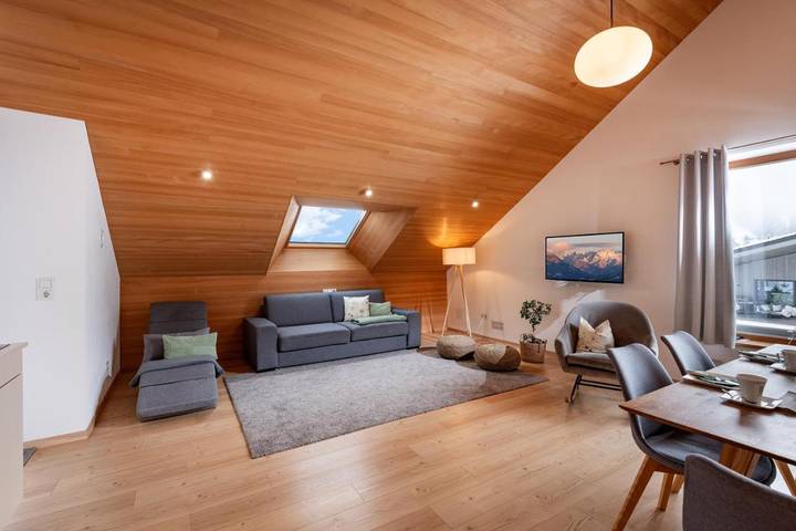 Ferienwohnung für 5 Personen, mit Balkon und Terrasse sowie Garten und Ausblick in Hochfilzen