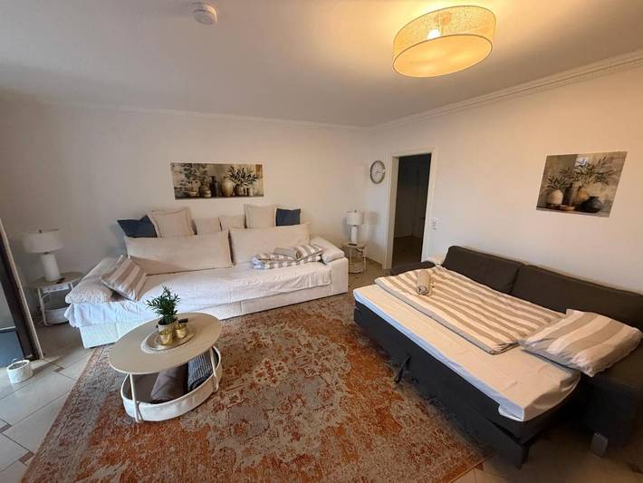 Ferienwohnung für 5 Personen, mit Terrasse und Garten in Hürth - 2