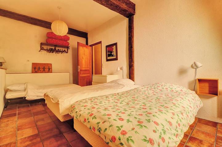 Gîte pour 5 personnes, avec terrasse et jardin à Axat - 3