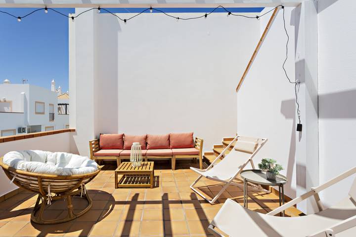 Holiday rental for 6 people, with terrace and ocean view as well as pool in Tavira