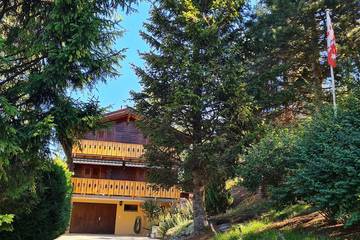 Chalet für 6 Personen, mit Balkon in der Schweiz