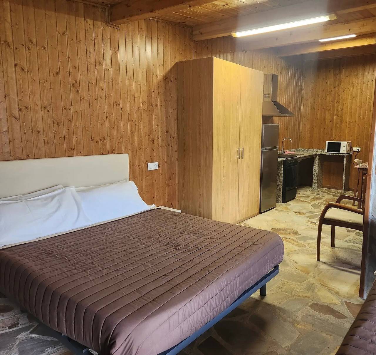 Habitación 'Casa Jardín Doble' con terraza y jardín compartidos in Monforte de Lemos, Reserva da Biosfera Ribeira Sacra e Serras do Oribio e Courel