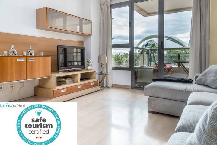 Ferienwohnung für 4 Personen, mit Garten und Pool in Valencia
