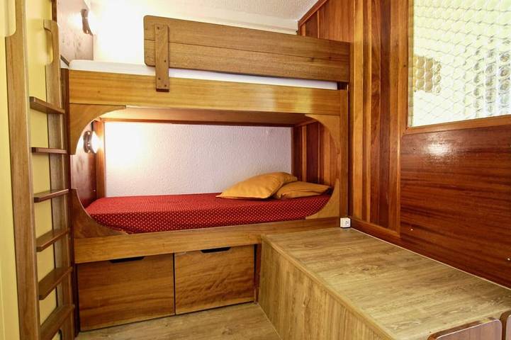 Entire apartment, Studio in the heart of the resort, at the foot of the slopes in Chamrousse, Écrins National Park