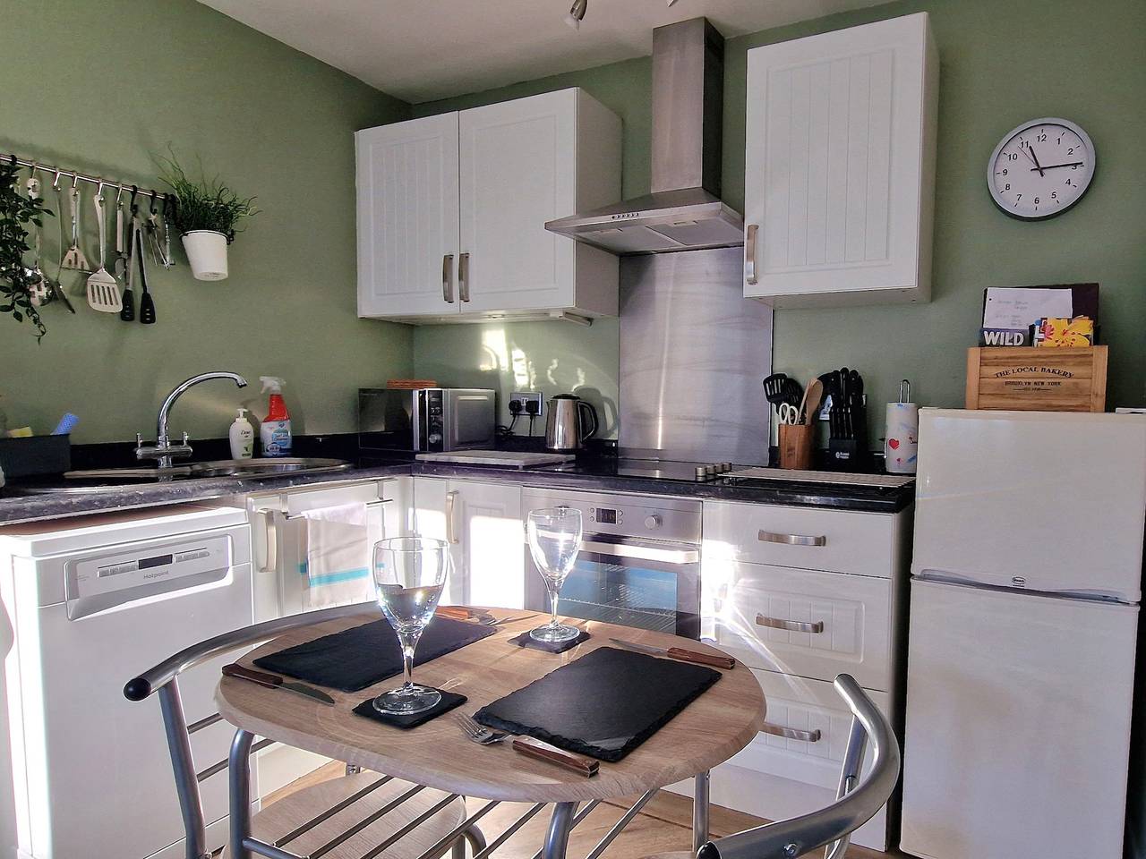 Entire apartment, Bowness Hideaway in Bowness-on-Windermere, Lake District