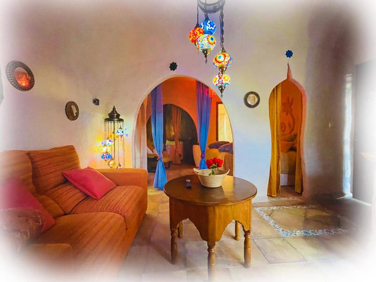 Queen Suite with Spa Bath in Pampaneira, Cordillera Penibética