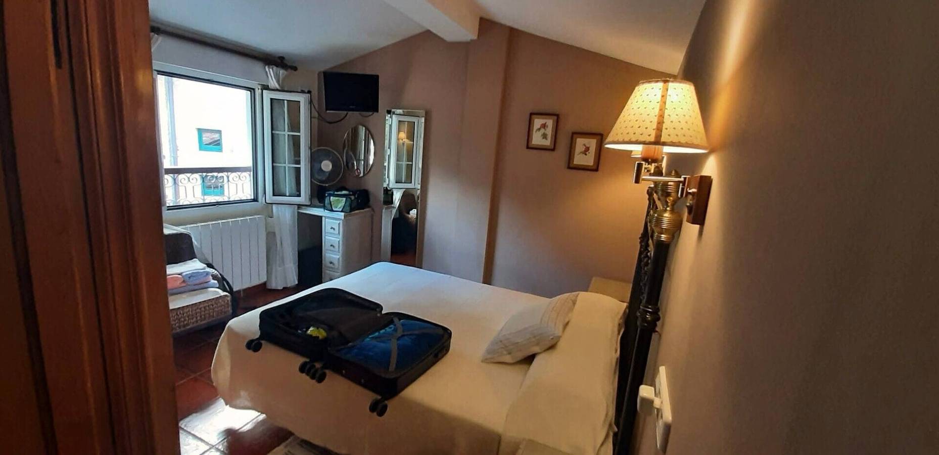 Apartment 'Estudio' mit Bergblick in Las Arenas (Cabrales), Cabrales