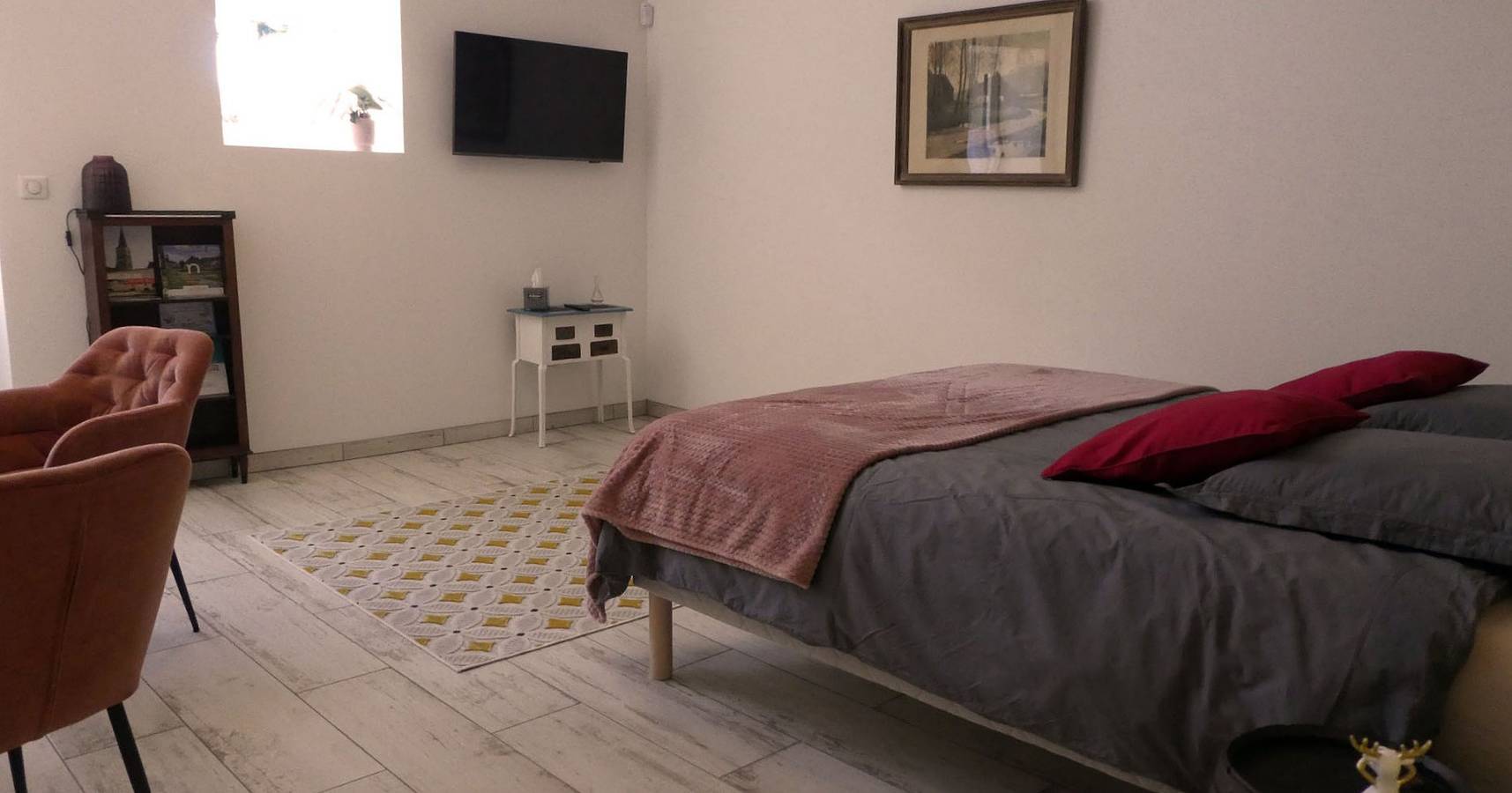 Les Chaumes, chambres d'hôtes - 1000 Pattes in Châteauneuf-Val-de-Bargis, Nièvre